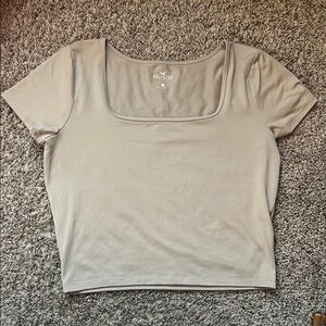 Hollister Women's Light Gray Short Sleeve Tee